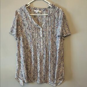 Rose + Olive Floral Print Pin-tuck Short Sleeve Top, Size 1X